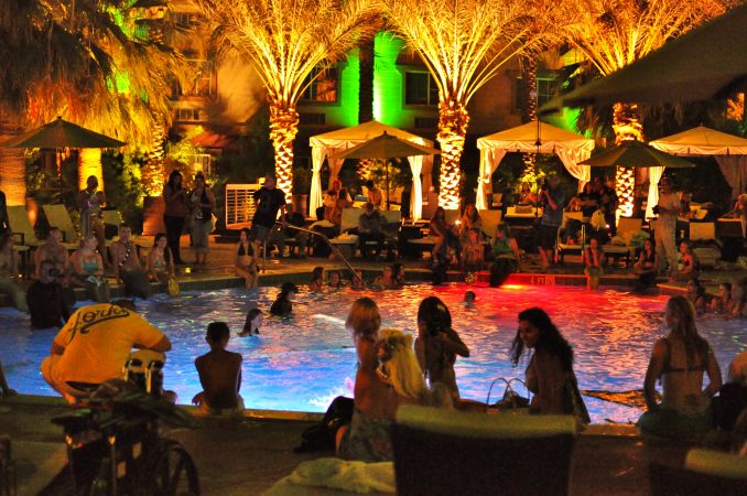 Mermaid Convention Photography #310<br>4,288 x 2,848<br>Published 9 years ago